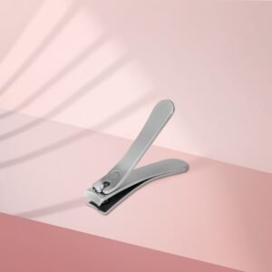 קוצץ ציפורניים קטן BEAUTY & CARE 10